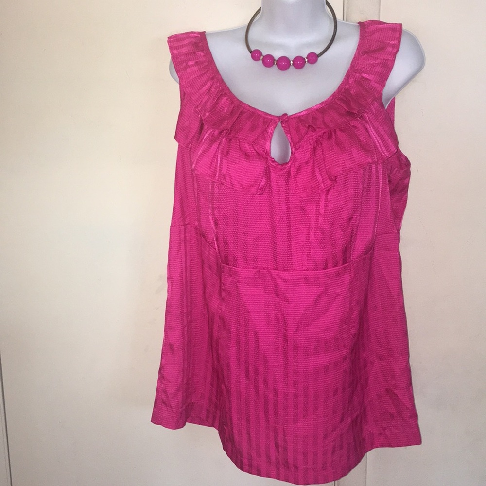 💥 Price Decrease 💥 Lane Bryant Pink Ruffle Top🛍